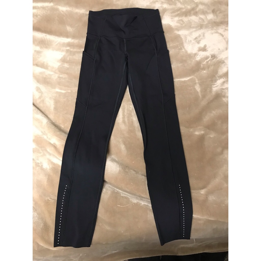 Black lululemon Fast & Free pocket leggings